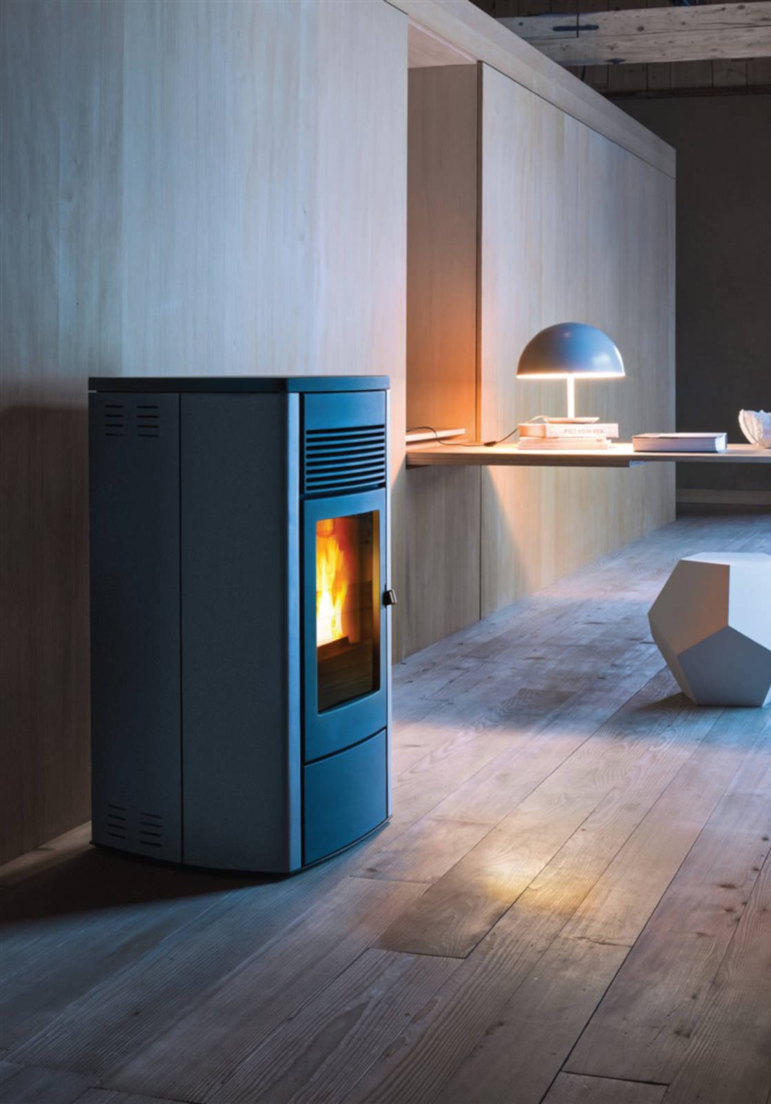 Stufa-a-pellet-Ego-8kW-ed-Ego-10kW-canalizzabile