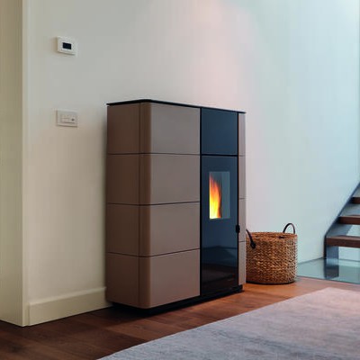 Stufa-a-pellet-idro-Noah-12-15kW-2