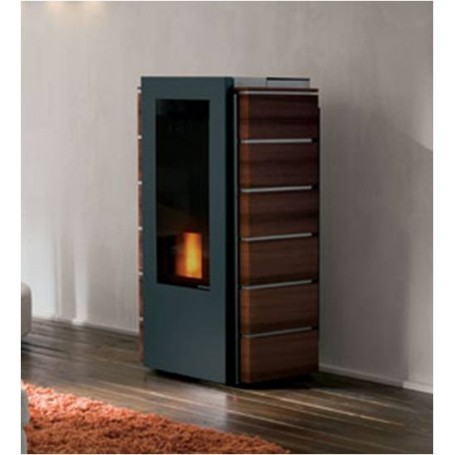 Stufa-a-pellet-idro-Sabina-20-24-26kW-1